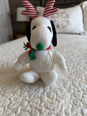 Peanuts Plush Reindeer SnoopyStuffed Animal Toy Christmas Holiday White Black 6"